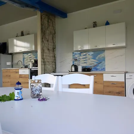 Holiday home леванти *