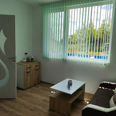 Holiday home леванти *