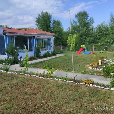леванти Holiday home